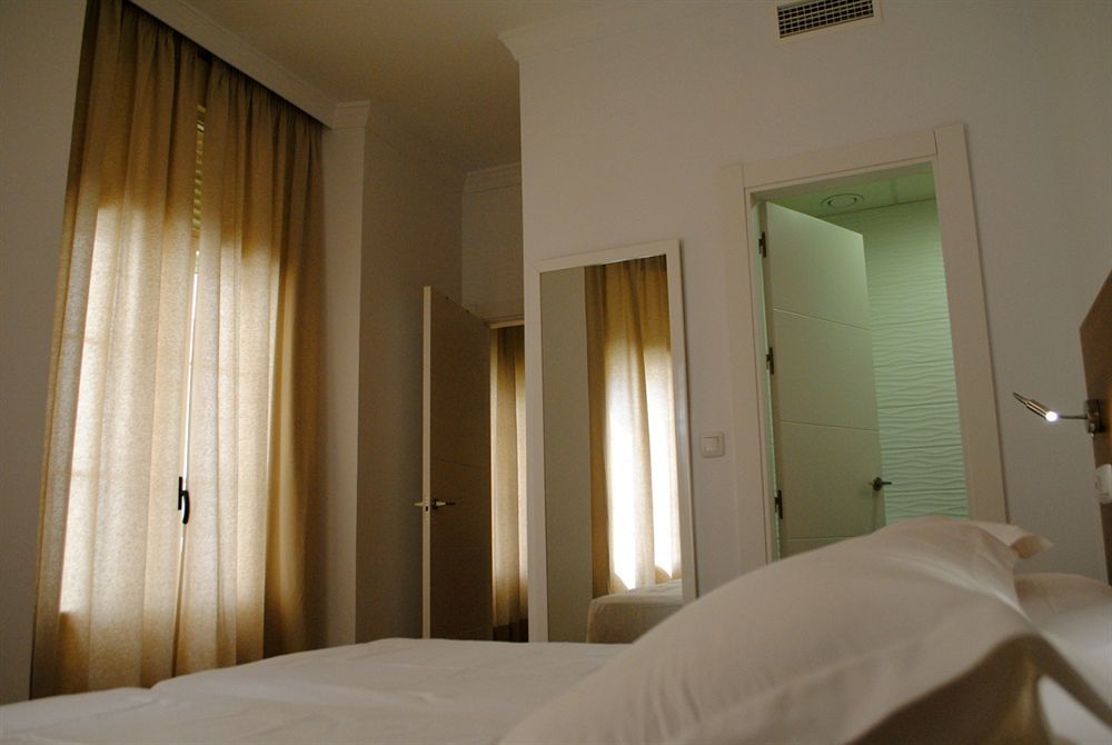 Minimal Rooms Malaga Zewnętrze zdjęcie