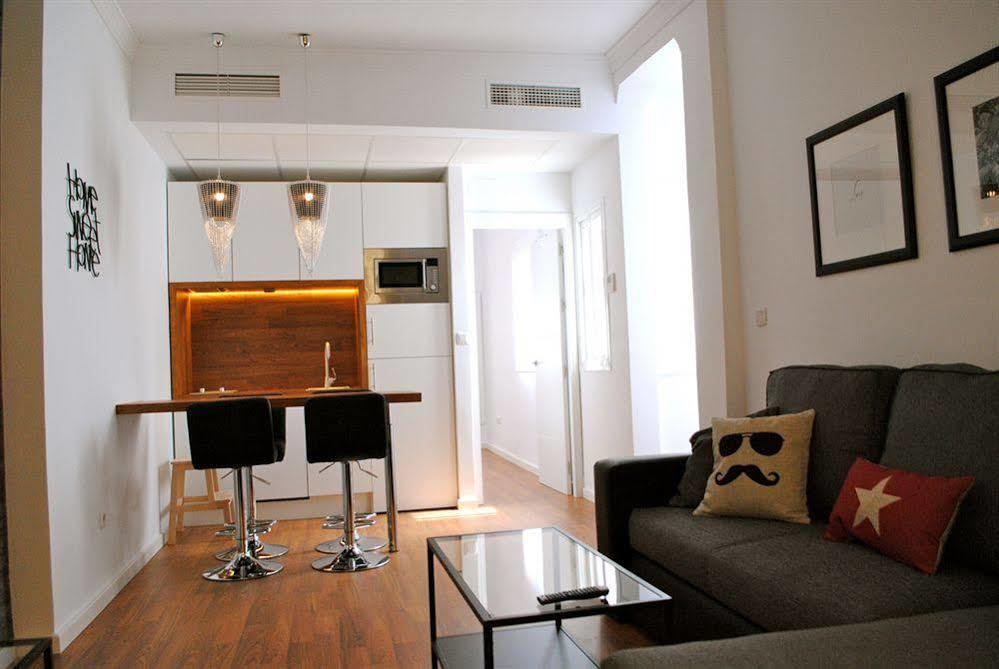 Minimal Rooms Malaga Zewnętrze zdjęcie